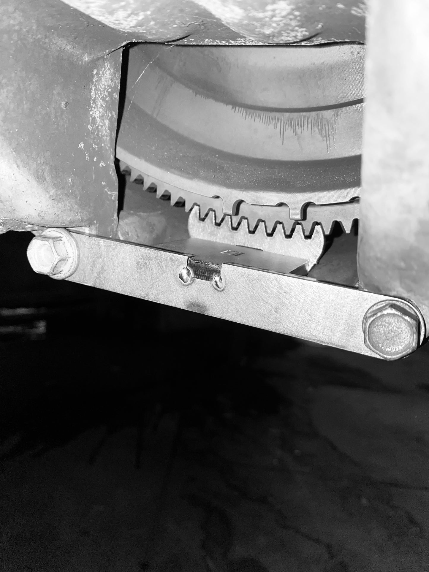 VQ VHR/HR Transmission Installed Flywheel/ Flex-Plate Locking Tool