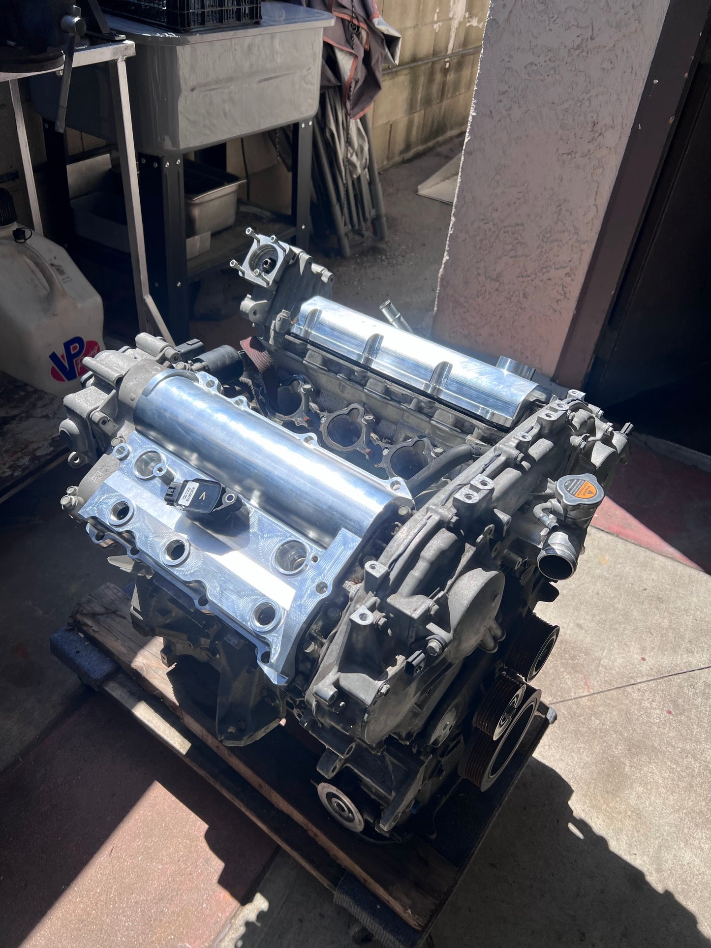 VQ37VHR Aluminum Billet Valve Cover
